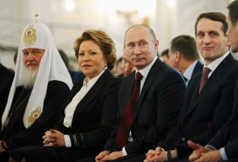 Medvedev Proposes Reform: Russians Suspect Empty Promises